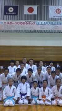 �Ђ̂܂�L�b�Y