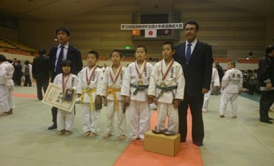 ��19����q�Y�t