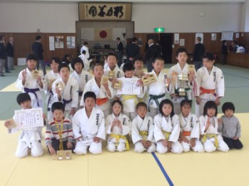 ��41�񓌎O�͏��N�_�����