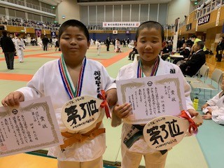 2019.12.1��43�񐼓��{���N�_�����